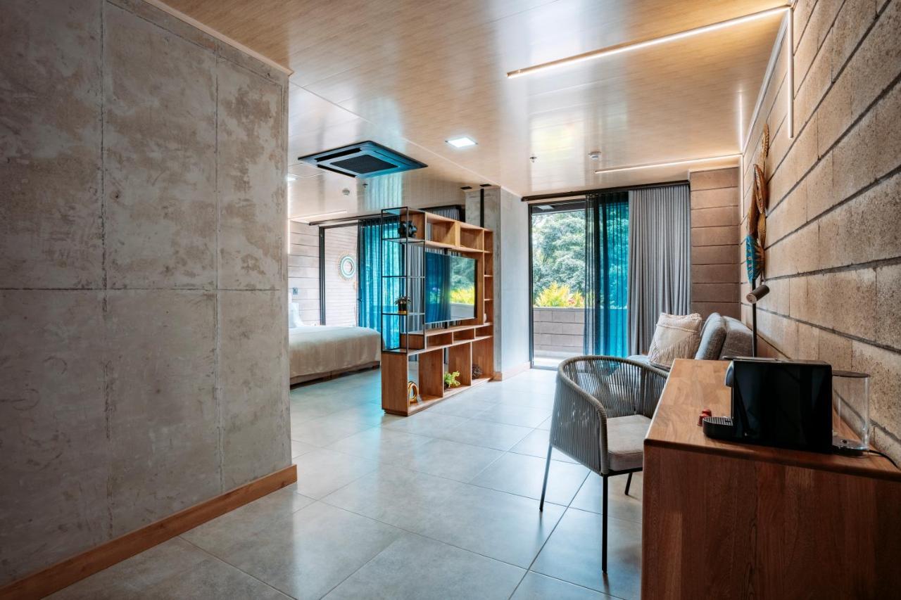 Hotel Living By Armoniko Medellín Dış mekan fotoğraf